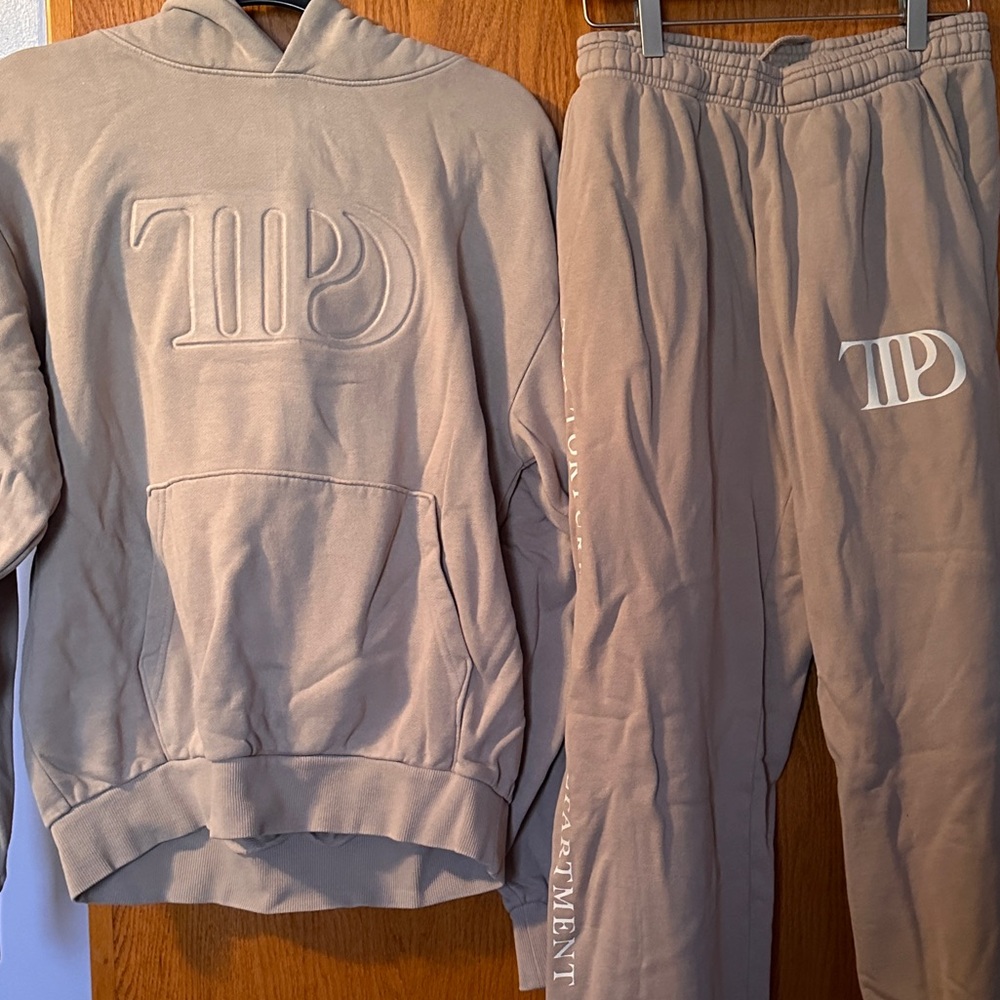 BRAND NEW Taylor Swift The Tortured Poets Department hoodie and sweatpants